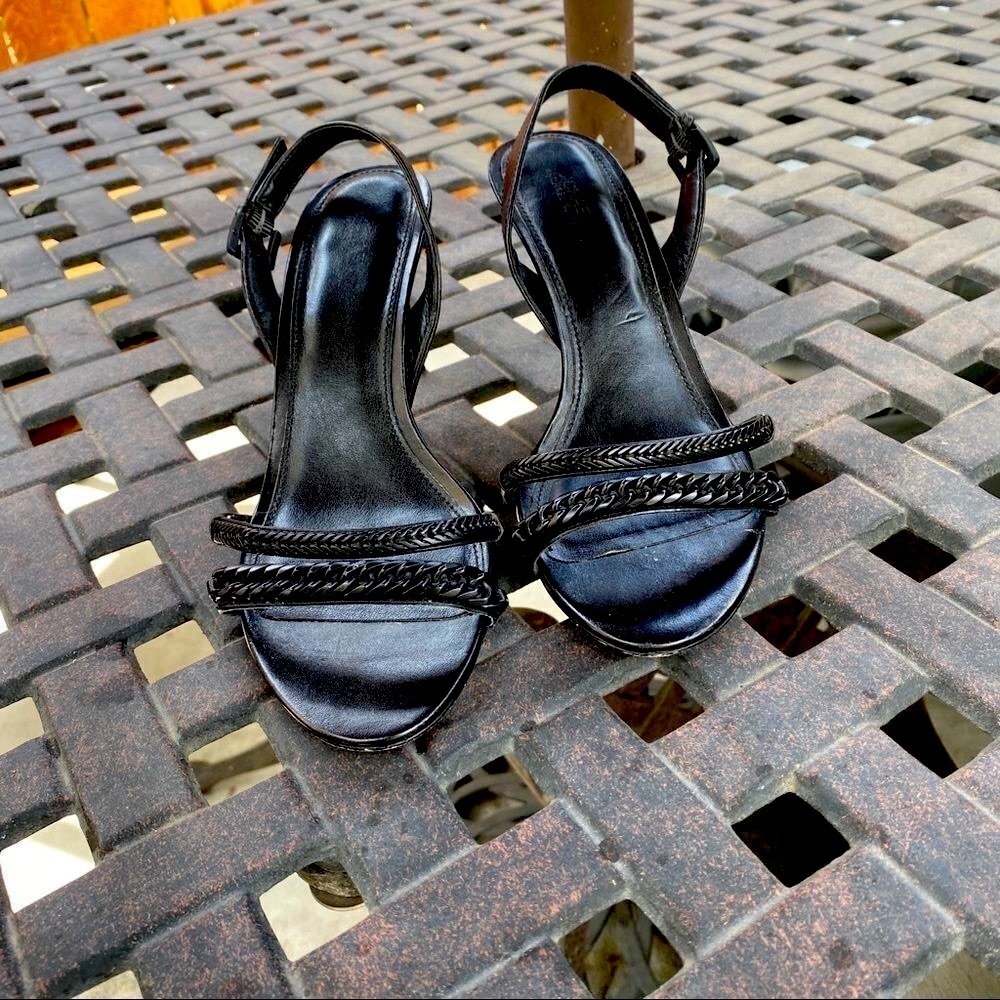 Michael KORS Slingback Sandals - Picture 2 of 9